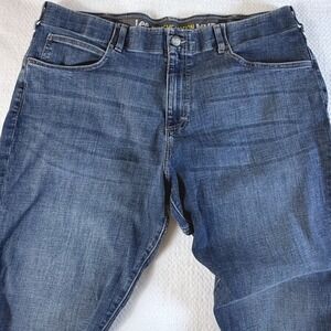 Lee Extreme Motion MVP Jeans Men's 44x30 Blue Straight Fit Tapered 102108260